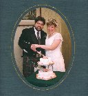 Anna and Colin cut the Cake